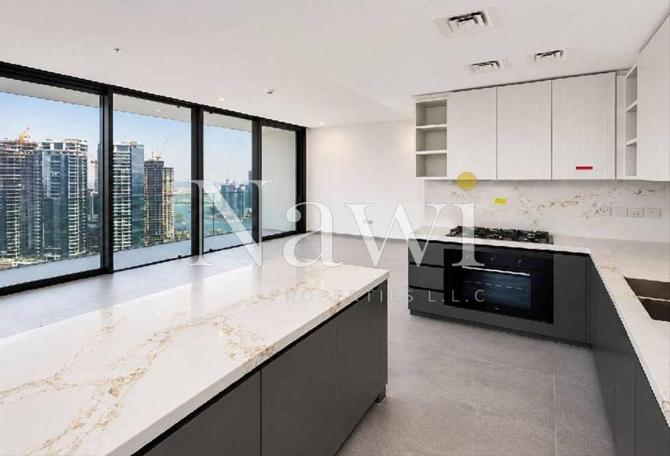 Spacious 3BR + Maid | Burj Khalifa & Canal Views photo 6