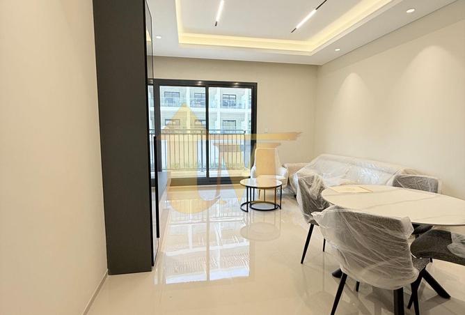 Spacious 1 BHK | Brand New Furniture | Parking photo 3