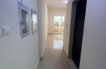 Apartment - Studio - 1 Bathroom for rent in Al Karama - Dubai