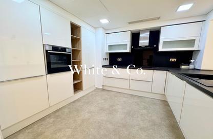 Apartment - 2 Bedrooms - 3 Bathrooms for rent in Marina Residences 1 - Marina Residences - Palm Jumeirah - Dubai