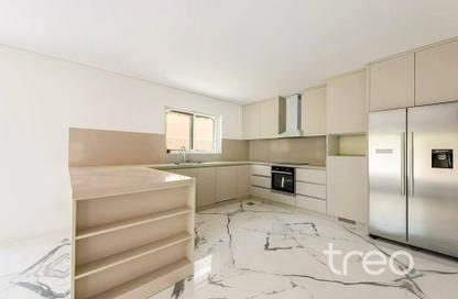 Villa - 5 Bedrooms - 6 Bathrooms for rent in Meadows 2 - Meadows - Dubai