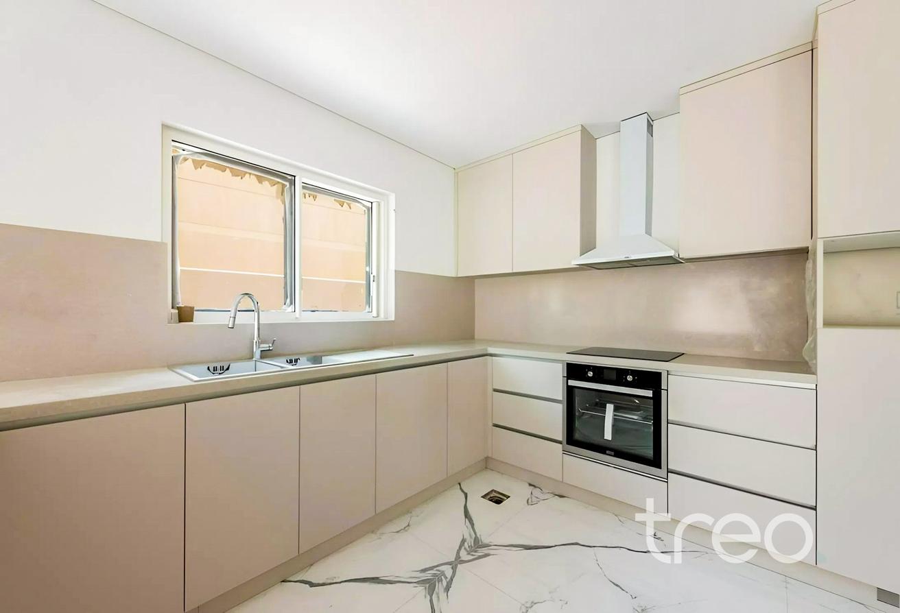 5 Beds | Renovated | Pool | Exclusive photo 10