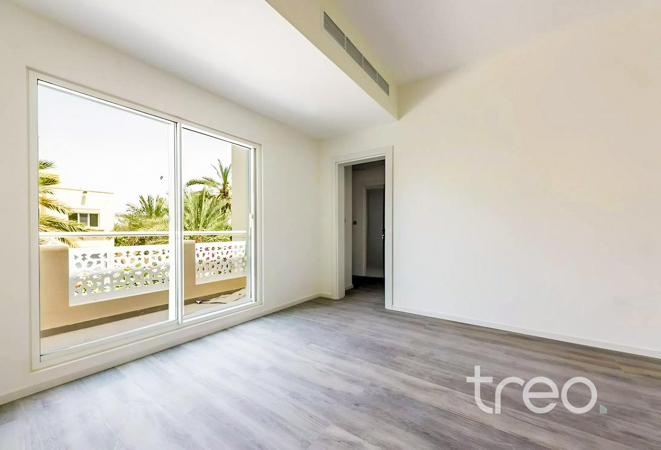 5 Beds | Renovated | Pool | Exclusive photo 18