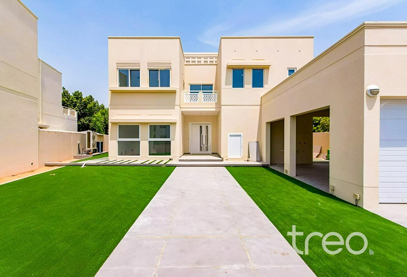 5 Beds | Renovated | Pool | Exclusive photo 5