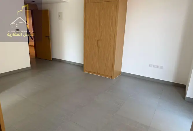 72720241 - Property Image 2