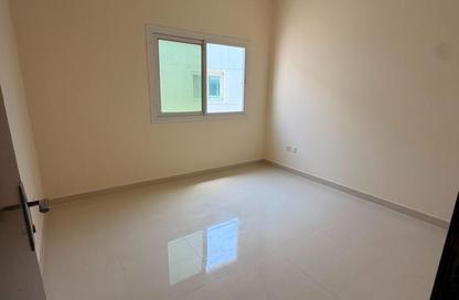 Apartment - 2 Bedrooms - 4 Bathrooms for rent in Al Qulaya'ah - Al Sharq - Sharjah
