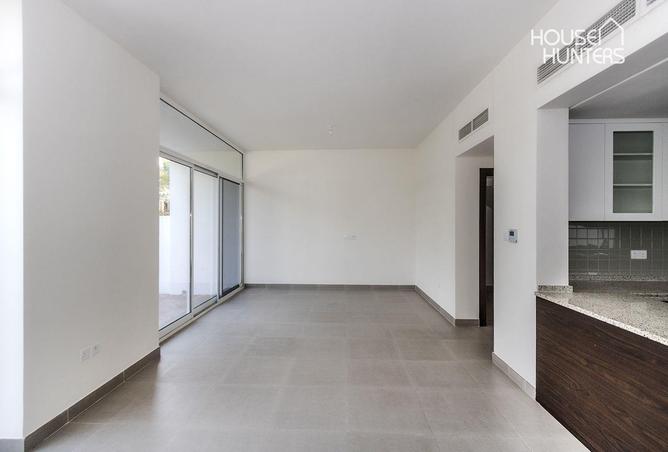 83640947 - Property Image 3