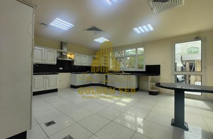 Villa - 5 Bedrooms - 6 Bathrooms for rent in Al Bateen Airport - Muroor Area - Abu Dhabi Villa - 5 Bedrooms - 6 Bathrooms for rent in Al Bateen Airport - Muroor Area - Abu Dhabi