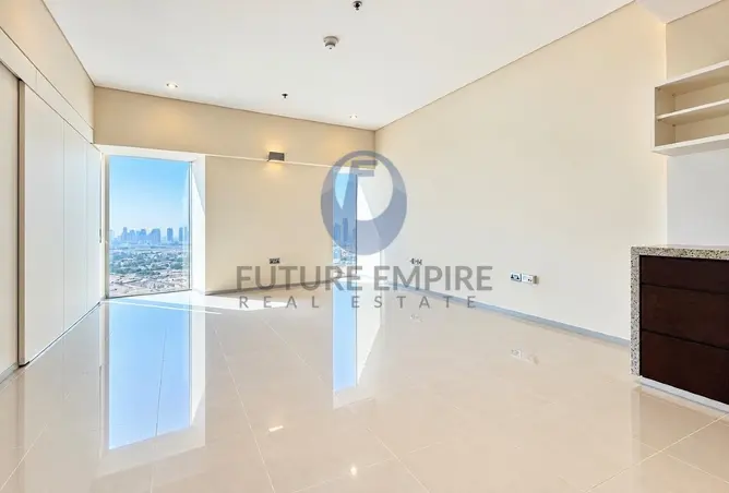155584430 - Property Image 2