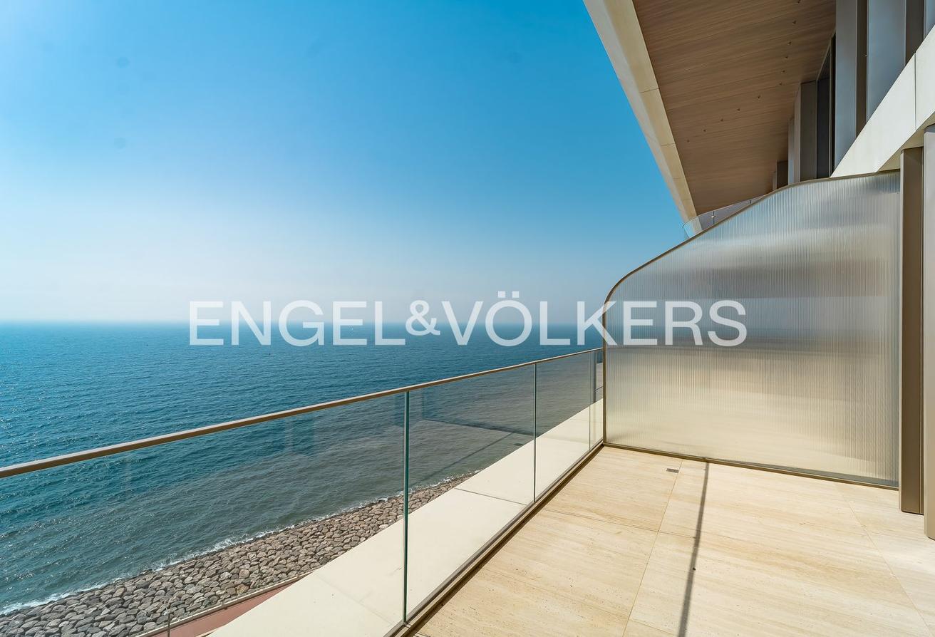 Exclusive | Ocean View | Top Floor | Corner Unit photo 23