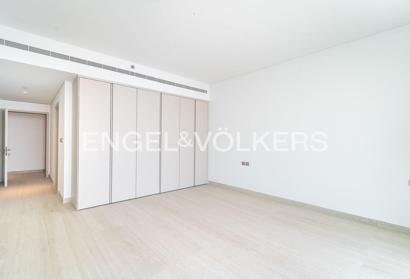 Exclusive | Ocean View | Top Floor | Corner Unit photo 18