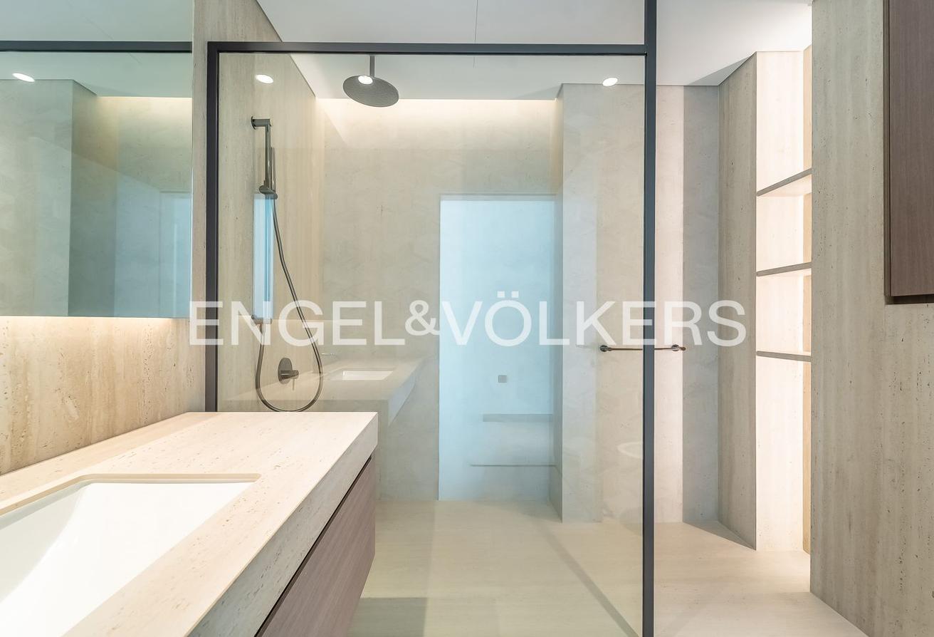 Exclusive | Ocean View | Top Floor | Corner Unit photo 16