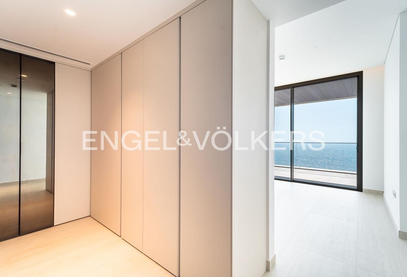 Exclusive | Ocean View | Top Floor | Corner Unit photo 11