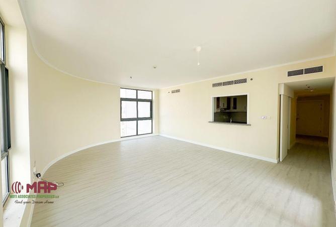 70280463 - Property Image 3