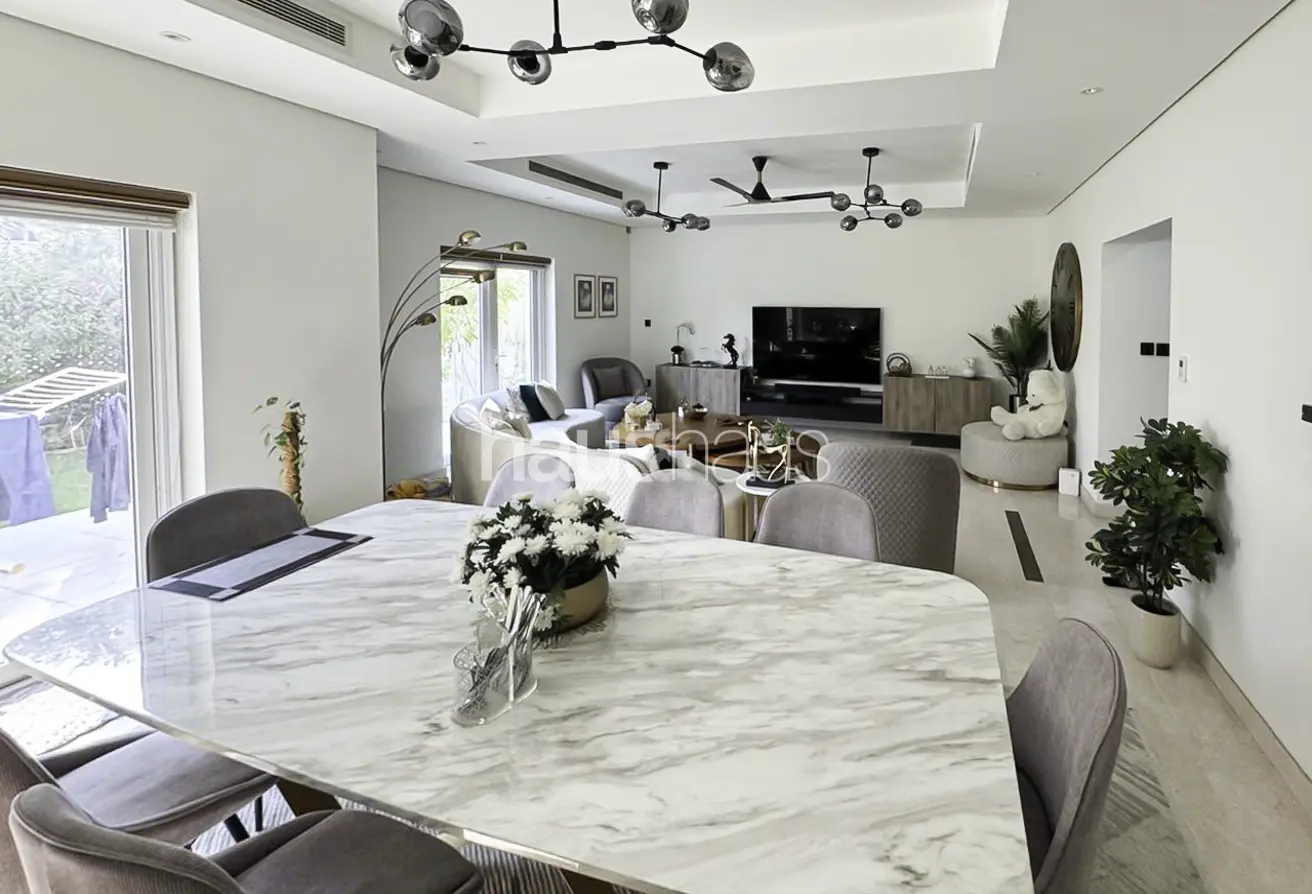 156002677 - Property Main Image