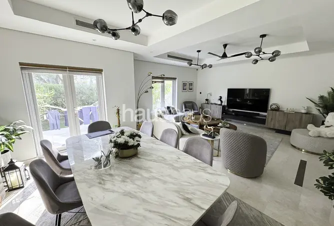 156002677 - Property Image 3
