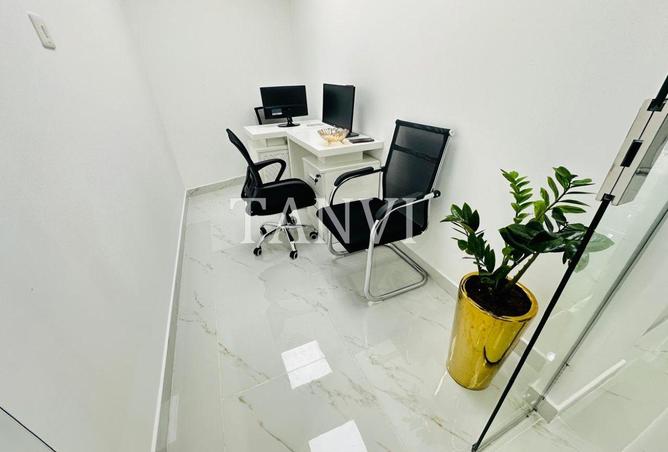 81929011 - Property Image 3