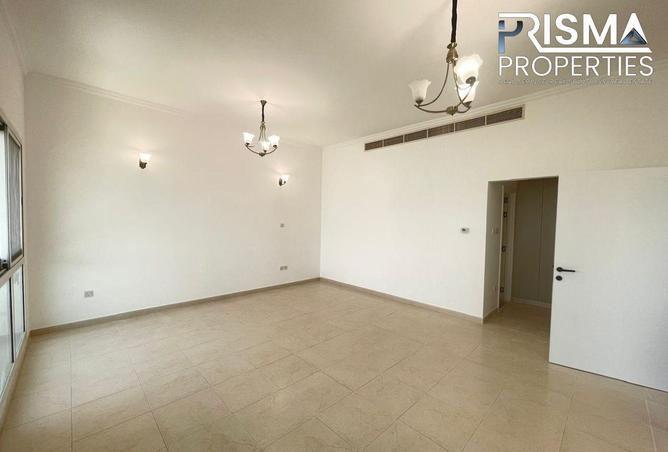 79001179 - Property Image 3