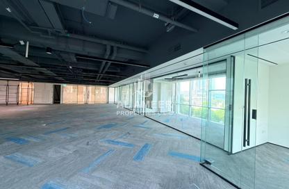 Office Space - Studio - 1 for rent in Emaar Business Park Building 4 - Emaar Business Park - Sheikh Zayed Road - Dubai Office Space - Studio - 1 for rent in Emaar Business Park Building 4 - Emaar Business Park - Sheikh Zayed Road - Dubai