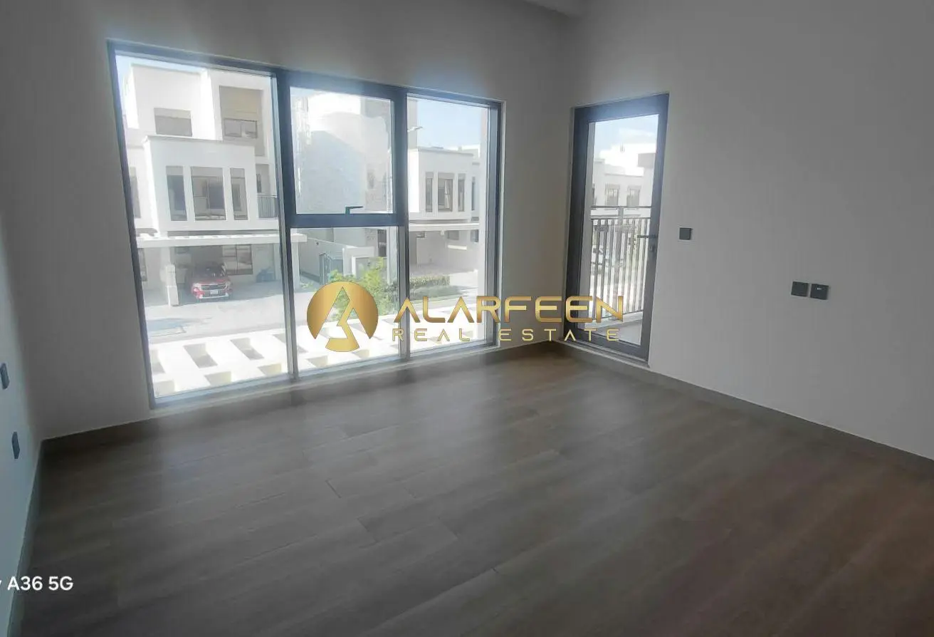163233607 - Property Main Image