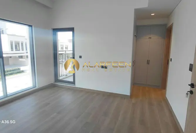 163233607 - Property Image 3