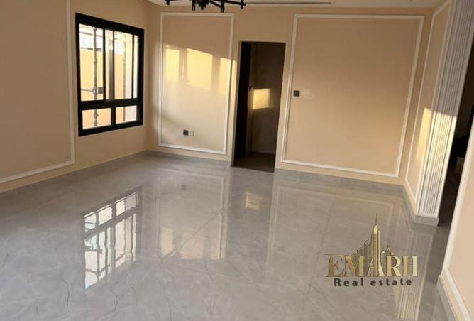 135144859 - Property Image 3