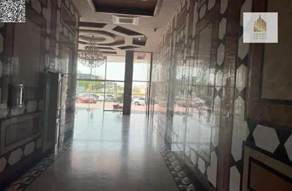 عمارة بالكامل - 8 غرف نوم - 8 حمامات للبيع في دار المجاز - شارع جمال عبد الناصر - المجاز - الشارقة