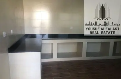 Labor Camp - Studio - 6 Bathrooms for rent in Al Sajaa S - Al Sajaa - Sharjah