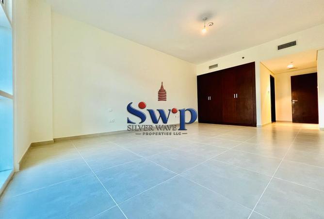 76176482 - Property Image 3