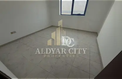 شقة - غرفة نوم - 1 حمام للايجار في برج الكورنيش - طريق كورنيش عجمان - عجمان