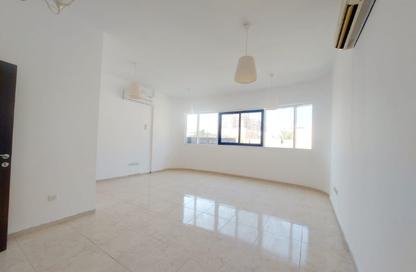 Villa - 4 Bedrooms - 6 Bathrooms for rent in Al Rifa'ah - Al Heerah - Sharjah