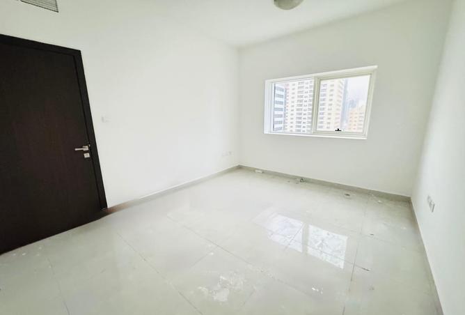 69515245 - صورة العقار 2