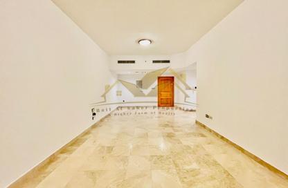 Apartment - 2 Bedrooms - 3 Bathrooms for rent in Al Meraikhi Tower - Sheikh Zayed Road - Dubai