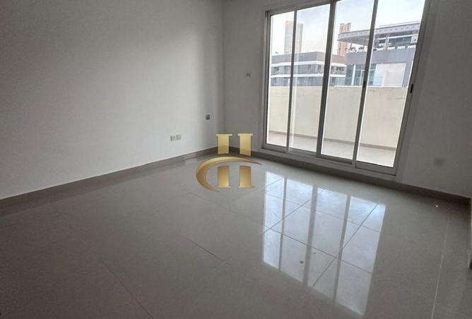 79827904 - Property Image 2