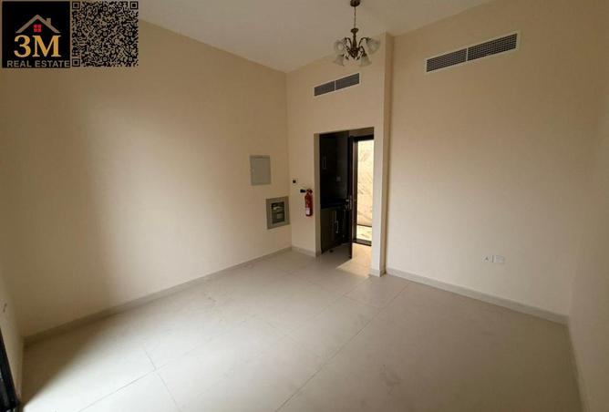 67453659 - Property Image 3