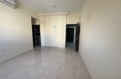 Apartment - 1 Bedroom - 2 Bathrooms for rent in Al Nabaa Building - Al Naba'ah - Al Sharq - Sharjah