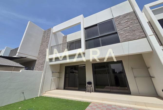 67912100 - Property Image 2