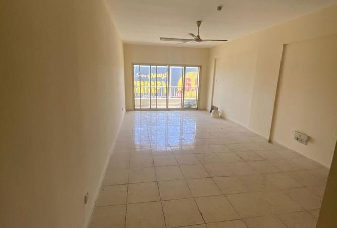 81112753 - Property Image 2