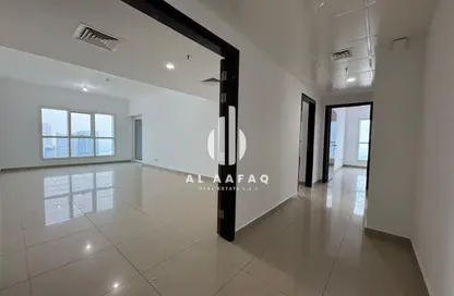 Apartment - 2 Bedrooms - 3 Bathrooms for rent in Al Khan Corniche - Al Khan - Sharjah