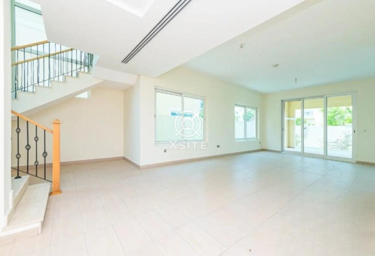 Elegant 4 BR + Maid | Vacant | Ready To Move photo 5