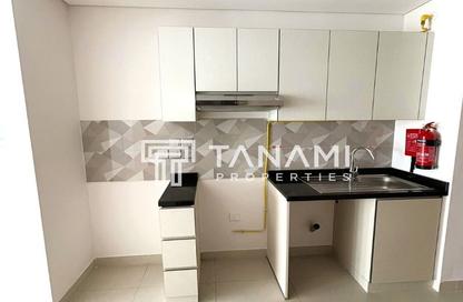 Apartment - Studio - 1 Bathroom for rent in Al Waleed Garden 2 - Al Waleed Garden - Al Jaddaf - Dubai Apartment - Studio - 1 Bathroom for rent in Al Waleed Garden 2 - Al Waleed Garden - Al Jaddaf - Dubai