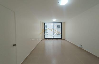 Apartment - Studio - 1 Bathroom for rent in Golden Sands 6 - Al Mankhool - Bur Dubai - Dubai Apartment - Studio - 1 Bathroom for rent in Golden Sands 6 - Al Mankhool - Bur Dubai - Dubai