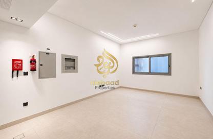 Apartment - Studio - 1 Bathroom for rent in Jumeirah Garden City - Al Satwa - Dubai