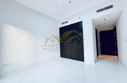 Apartment - 1 - 2 for rent in Al Mankhool - Bur Dubai - Dubai
