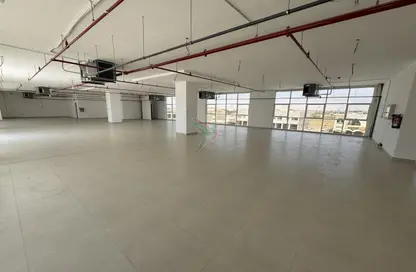 Whole Building - Studio - 6 Bathrooms for rent in Oud Bin Sag-Han - Al Muwaiji - Al Ain
