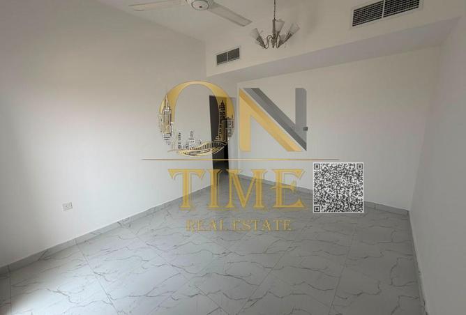 131120007 - Property Image 2