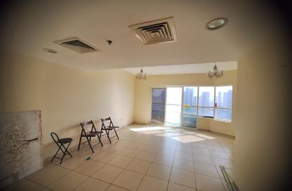 Apartment - 2 - 4 for rent in Al Khan Corniche - Al Khan - Sharjah