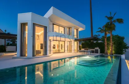 Villa - 4 Bedrooms - 5 Bathrooms for sale in Garden Homes Frond E - Garden Homes - Palm Jumeirah - Dubai