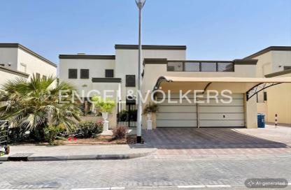 Villa - 3 Bedrooms - 5 Bathrooms for rent in Regional - Jumeirah Park - Dubai