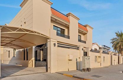 Villa - 5 - 7 for rent in Al Azra - Al Riqqa - Sharjah